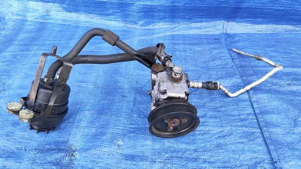 Bomba de direção OEM 6779362 para BMW E60 N53 image 2