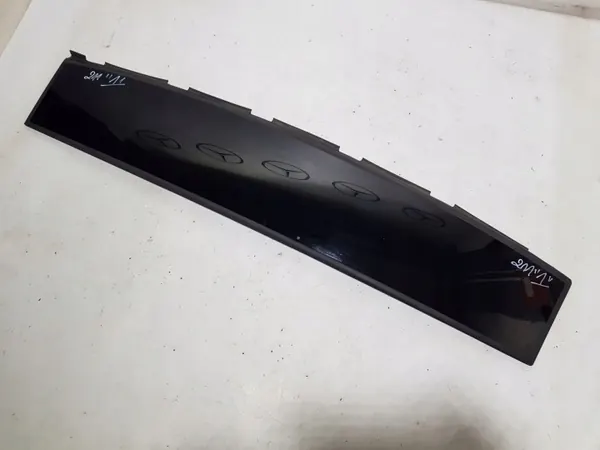 Mercedes W211 Panoramadak deflector OEM 2117800144 image 2