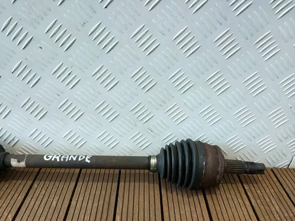 Vänster framaxel Fiat Grande Punto 1.2 8V 55700562 image 3