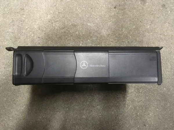 Scheibenwischermotor Mercedes-Benz OE A2038703389 image 2