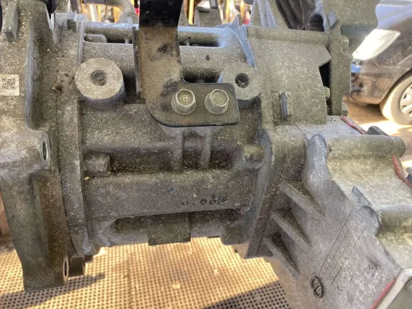 Motor eléctrico Hyundai Ioniq 100kW OEM 36500-0E550 image 6