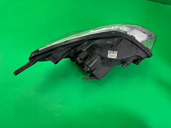 Lámpara delantera izquierda 92101-4P000 Hyundai i20 08-12 image 9