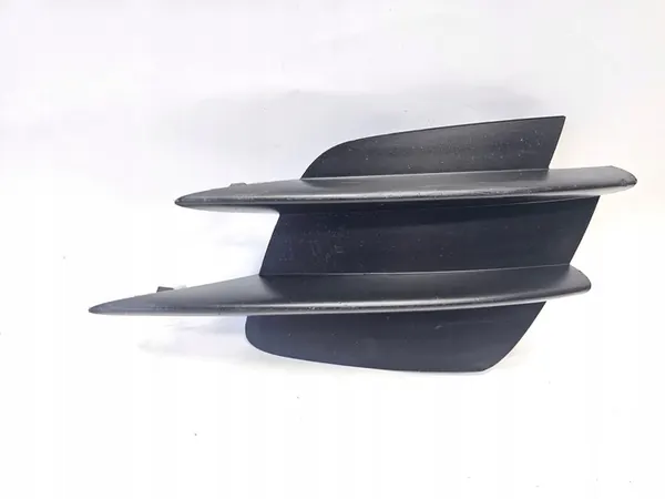 Grille droite Mercedes C-Class W205 AMG 2019 image 4