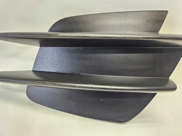 Grille droite Mercedes C-Class W205 AMG 2019 image 8