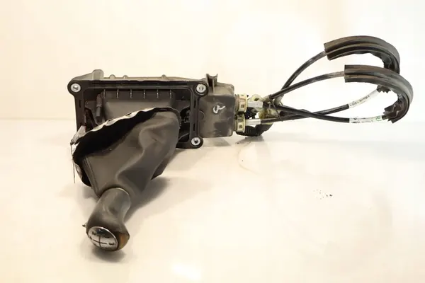 Vaihdekepin nuppi Renault Clio IV 1.5DCI image 4