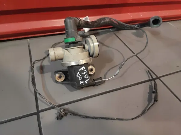 Válvula de vacío BMW OEM 7303949 para tanque combustible image 2