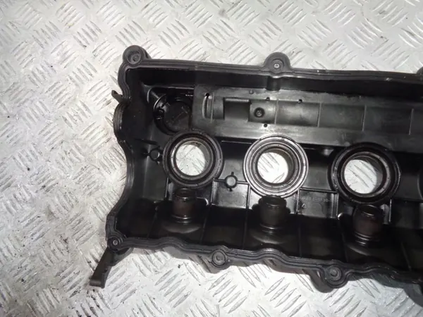 Couvercle de soupape OEM 8980011421 pour Opel Corsa D 1.7 CDTI image 8
