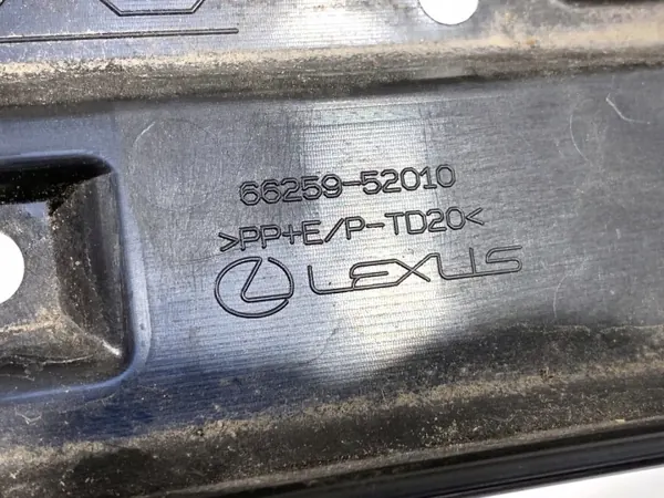 Cache pare-chocs arrière OEM 66259-52010 Lexus LBX image 5