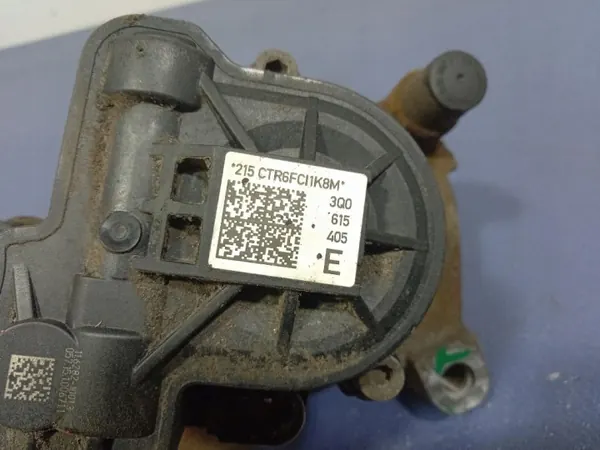 VW Passat B8 2014-2020 vänster bak bromsok OEM 3Q0615405E image 6