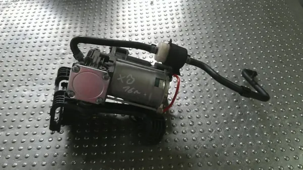 OEM 4x4OE005469 Jaguar XJ X351 Fahrwerk Gebraucht image 2