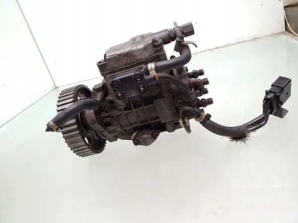 Bomba de inyección VW Caddy usado OEM 0460404966 image 3