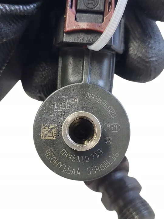 Inyector OPEL INSIGNIA A 2.0L diésel 2015 OEM 0445110713 image 4