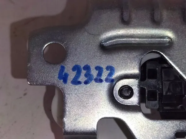 Baklucka Lås SKODA SCALA KAMIQ 19- OEM 654827505 image 7