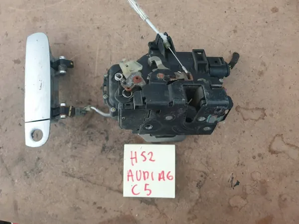 AUDI A6 C5 Vasemman Etuoven Lukkopesä + Ulkopuolinen Kahva image 3