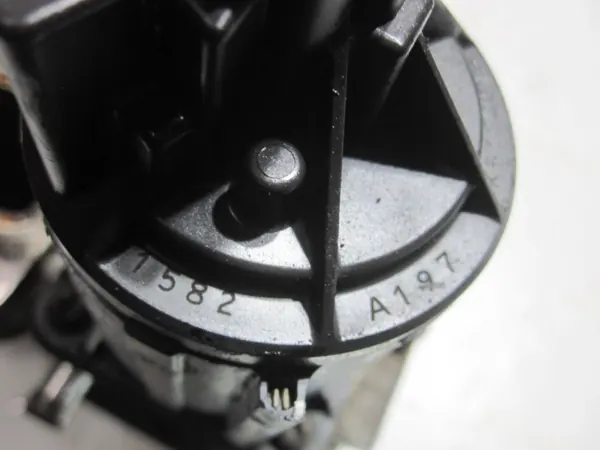 EGR-venttiili OEM 1582A197 Mitsubishi 1.8 DID:lle image 7