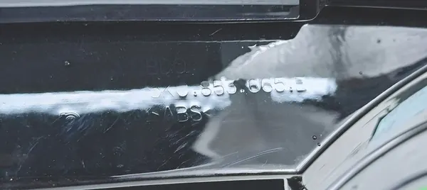 Volkswagen OE 5K0853665E tappo griglia paraurti image 3