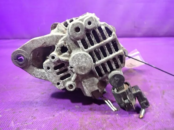 MAZDA 323 BA 94-98 Vaihtovirtageneraattori 70A A2T39391 image 4