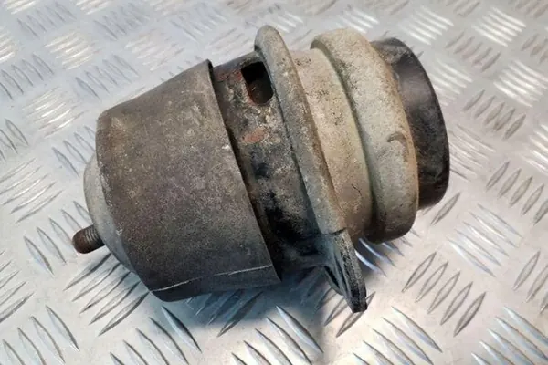 Soporte de Motor Frontal VW TOUAREG 2.5L Diesel OEM 7L6199131C image 2