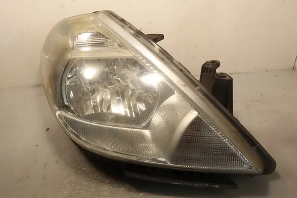 Oikea Etuvalo Nissan Tiida I image 4