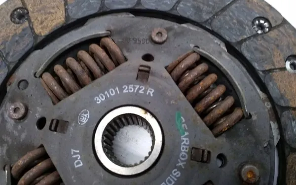 DACIA DOKKER 1.5 DCI EMBREAGEM COMPLETA 302050736R image 6