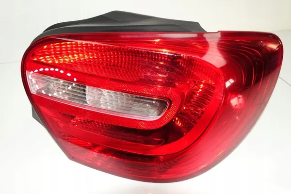 Lanterna traseira direita Mercedes Classe A W176 OEM 1769060200 image 2