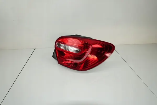 Lanterna traseira direita Mercedes Classe A W176 OEM 1769060200 image 5