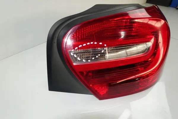 Lanterna traseira direita Mercedes Classe A W176 OEM 1769060200 image 7