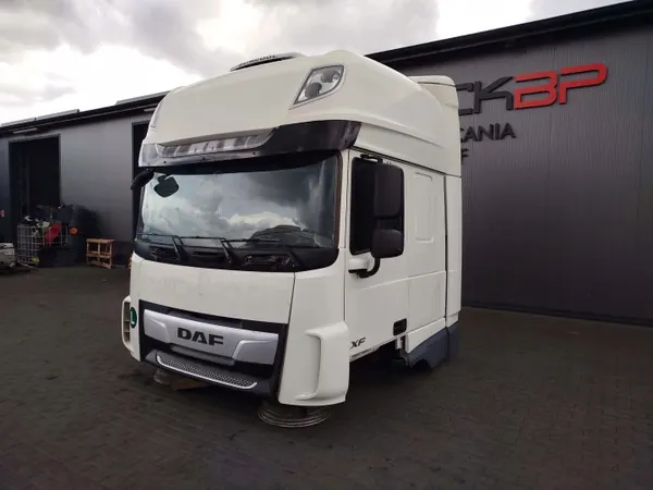 DAF XF 106 LIFT Ohjaamo - OEM XF 106 LIFT image 7