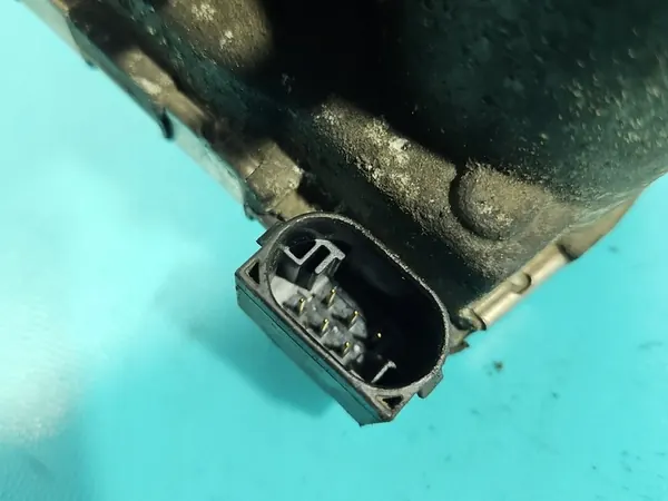 Drosselklappe Volvo XC90 I 02- 30650013 image 4