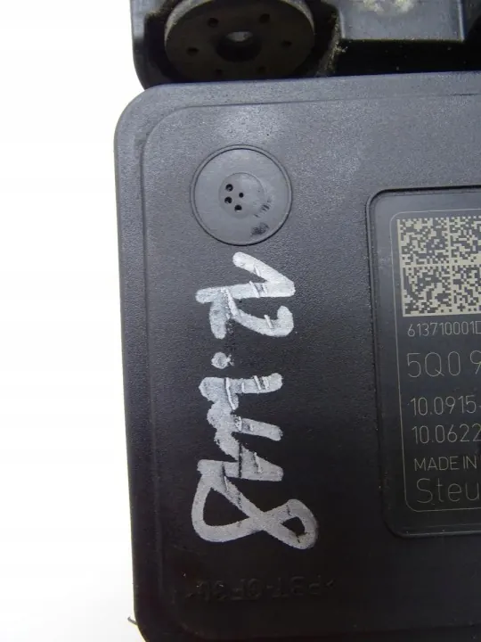 Pompe ABS OEM 5Q0907379S pour VW Golf VII image 8