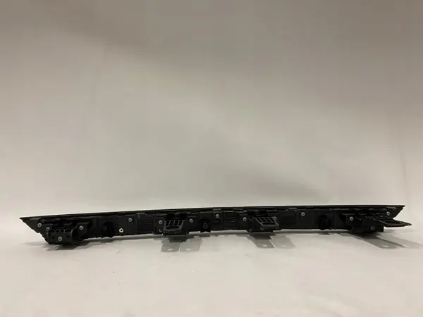 Grille centrale avant OEM 5110160-BA02 pour LEAPMOTOR C10 image 3
