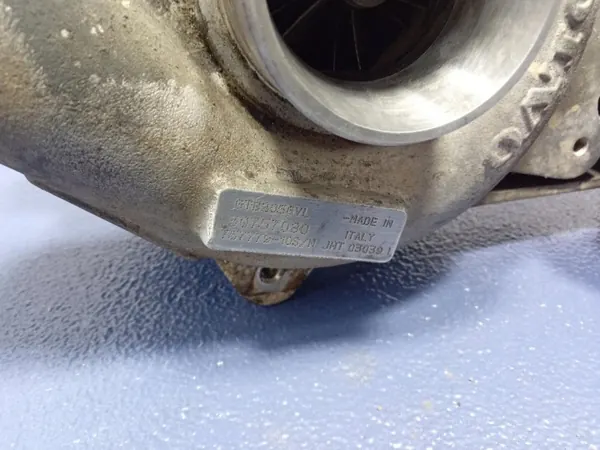 Turbocompressor Volvo XC90 OEM 30757080 - 2.4 D5 185CV image 3