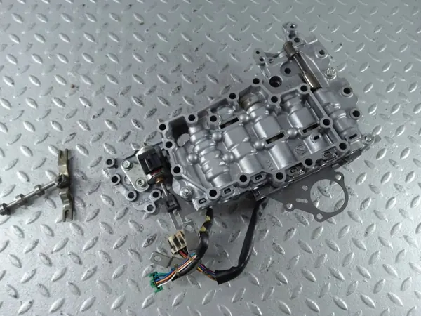 Mecatrónica Nissan Cube Z12 OEM 317051XC1D image 4