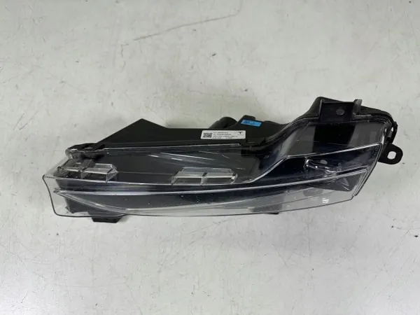 Tesla 1624797-00-A Halogène Gauche Avant LED DRL image 3