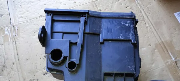 Zekeringkastdeksel OEM 243503708R voor Traffic/Vivaro/Talento image 4