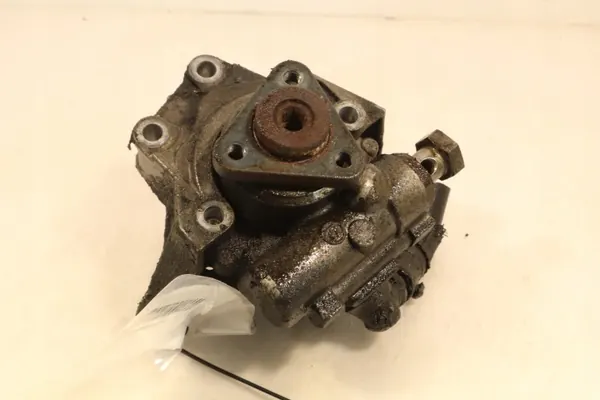 Bomba de dirección Audi usada OEM 7693958223 image 2