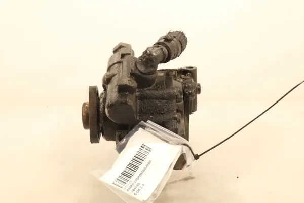 Bomba de dirección Audi usada OEM 7693958223 image 3