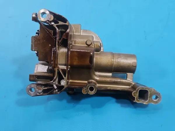 Gebruikte oliepomp OEM 757601280 voor MINI Cooper R56 image 6