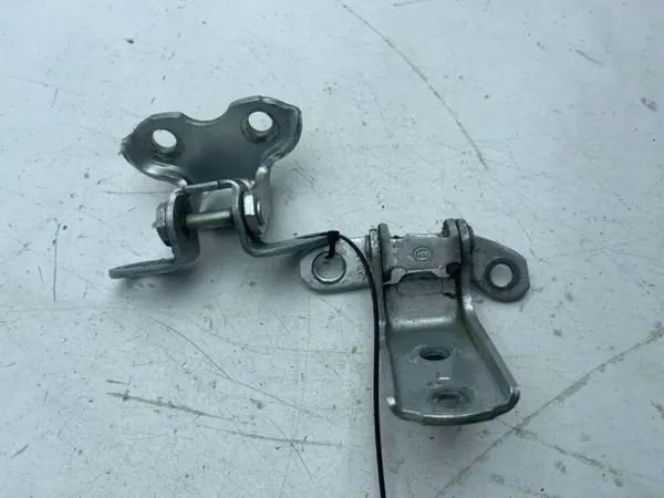 Pièce Carrosserie Toyota OEM A046694 - État Utilisé image 5