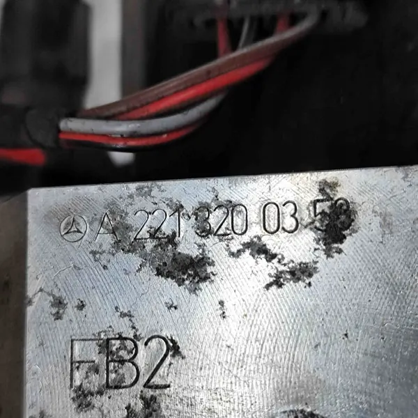 Compresseur de Suspension Mercedes-Benz CL (C216) A2213200358 image 7