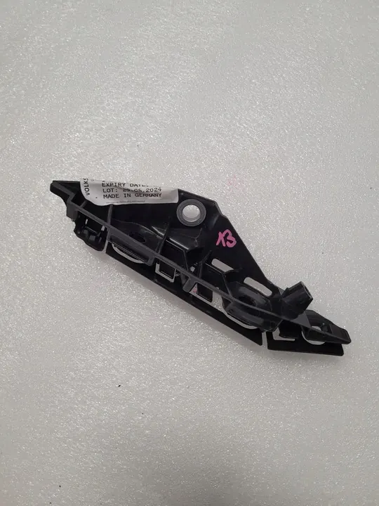 VW Passat B8 Supporto Paraurti Anteriore Destro 3G0807050B OEM image 6
