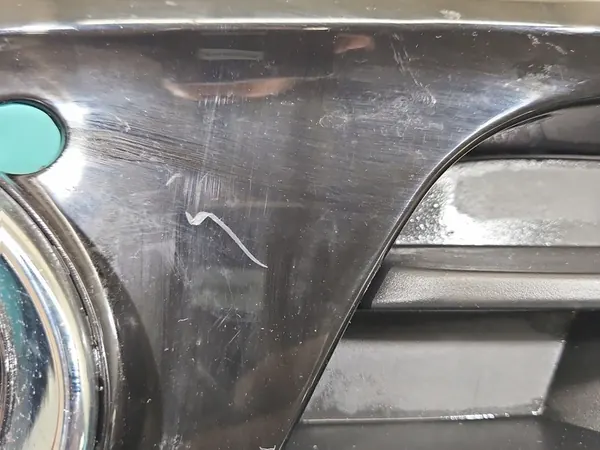 Tapa de Rejilla de Parachoques Izquierda Audi Q5 2011- 8R0807681M image 3