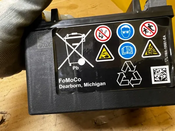Batterie Ford OEM L1MT-10655-AB 12V 7.5Ah 100A image 4