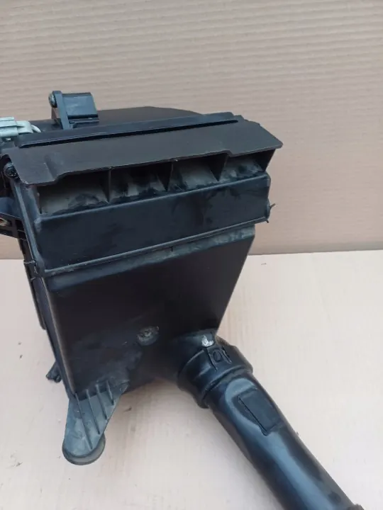 OEM Luftfiltergehäuse 1.5 DCI Renault Kangoo II image 5