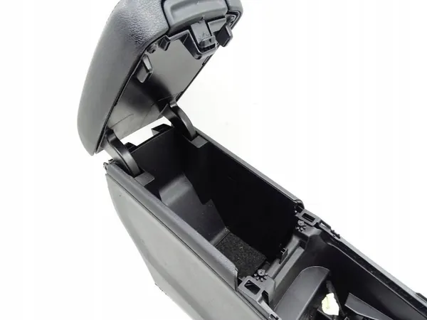 Mercedes GLA W156 X156 AMG Mittkonsol Armstöd OEM A1766800800 image 3