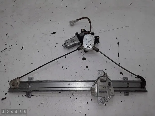 Régulateur de vitre Suzuki Aerio OEM 8343076F10 image 2