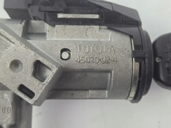 OEM 89783-02020 Avaimenperä Toyota Corolla IX E12:lle image 4