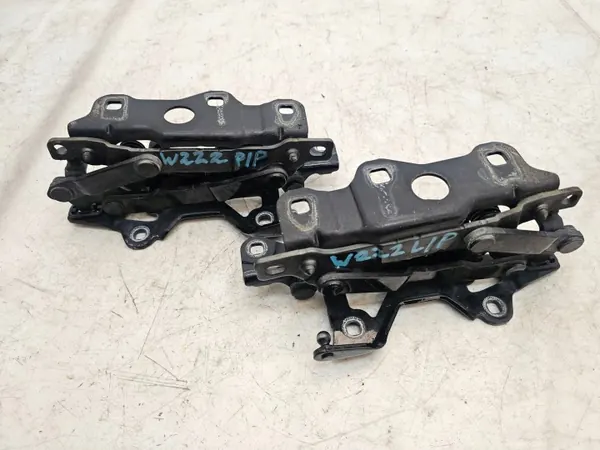 Mercedes S-Klasse W222 Rechter Motorkapscharnier OEM A222880022803 image 2