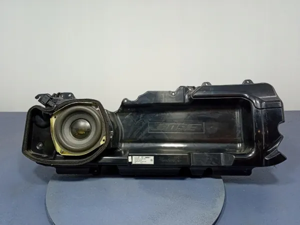 Kaiutin/Subwoofer OEM 4F0035382C Audi A6 C6 Avantille image 2