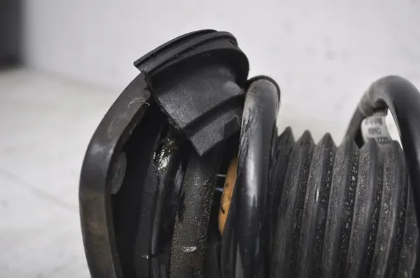 VOLVO XC40 II 2.0 T5 McPherson Sinistro Anteriore 32246641 image 8